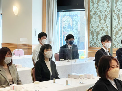 入社式会場風景
