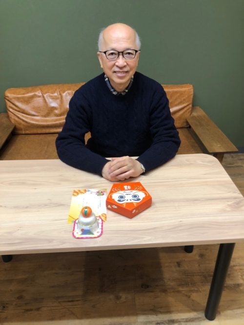 社長とご挨拶を添えた鏡餅