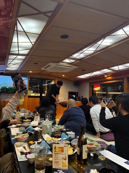 マジックで盛り上がる会場