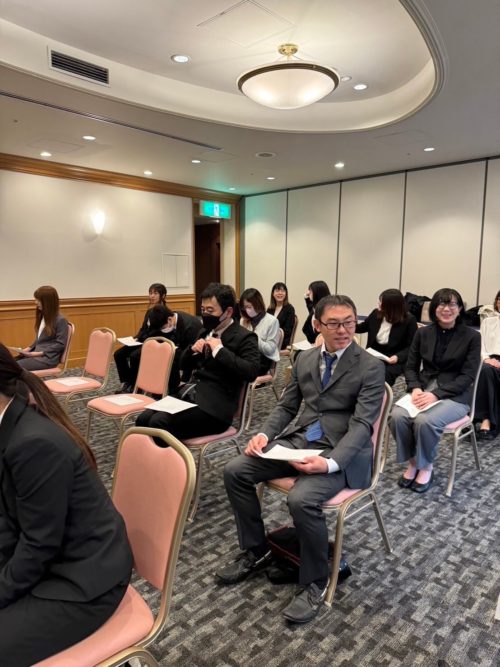 入社式参加者の様子