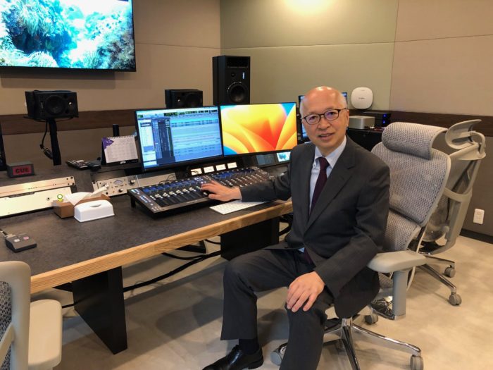 インタビューに答える森田社長