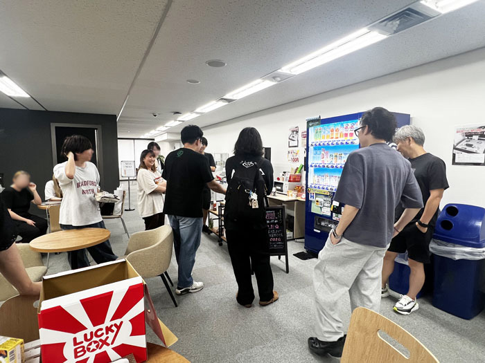 イベント会場に集まったお客様