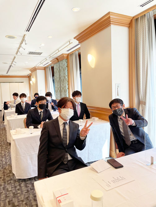 入社式会場風景