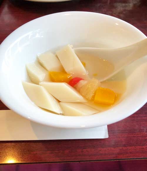 ムーランの杏仁豆腐