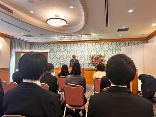 会場で話す森田社長