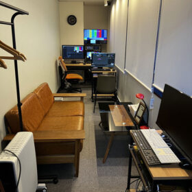 ９編の室内の様子