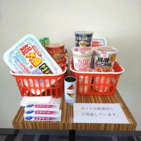 カップヌードルの販売