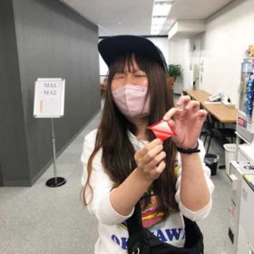 くじを引いた社員