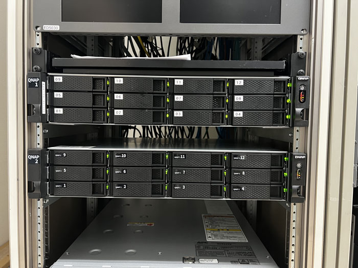 増設し２台になったQ‐nap NAS
